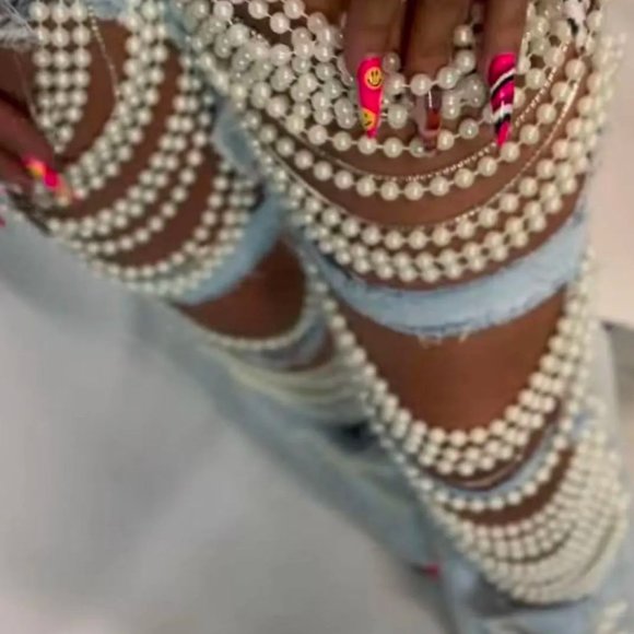 Pearl strand beaded jeans in light blue or dark navy blue